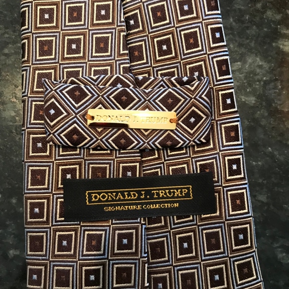 Brown Multi-Square Pattern - Picture 4 of 4